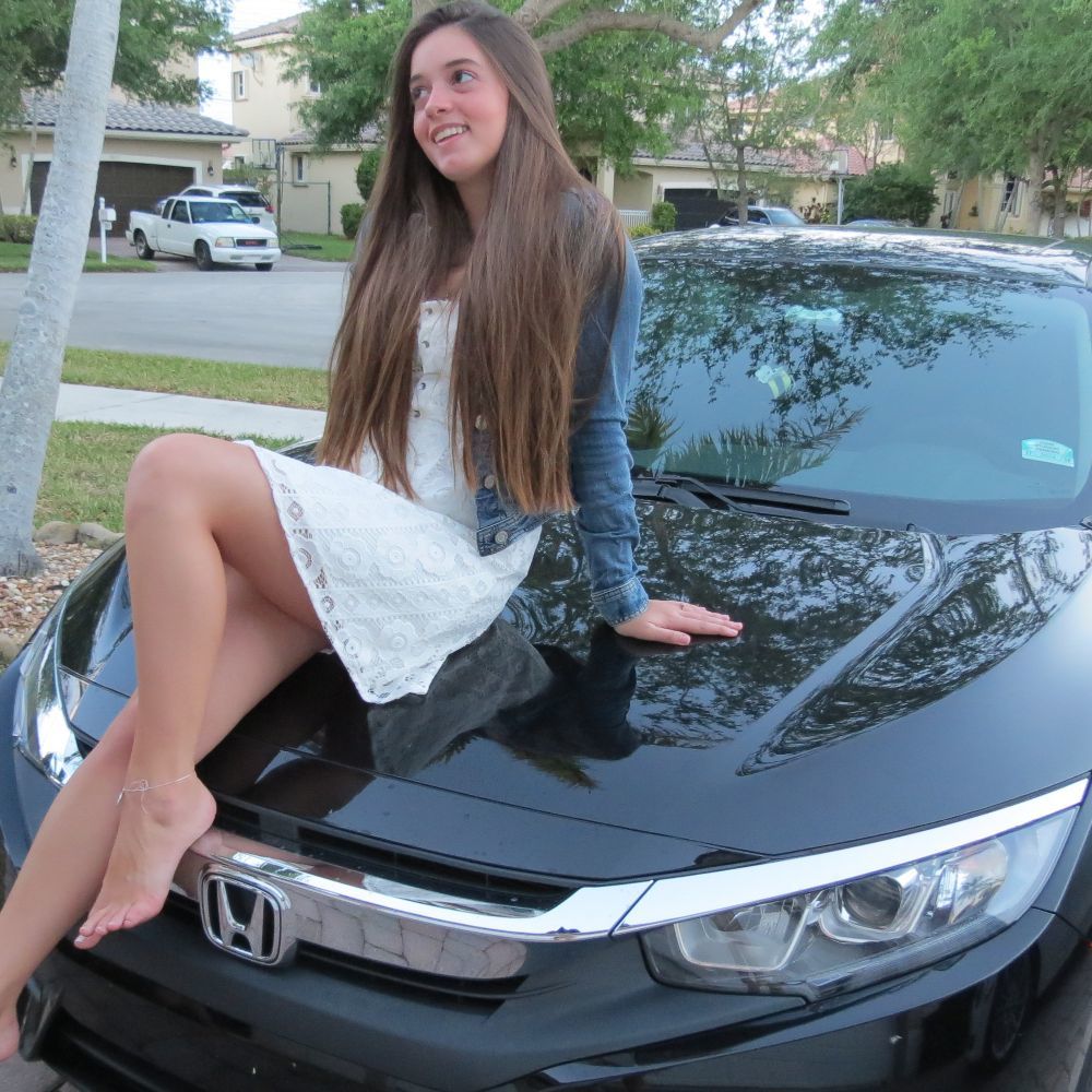 Meet your Posher, Leah